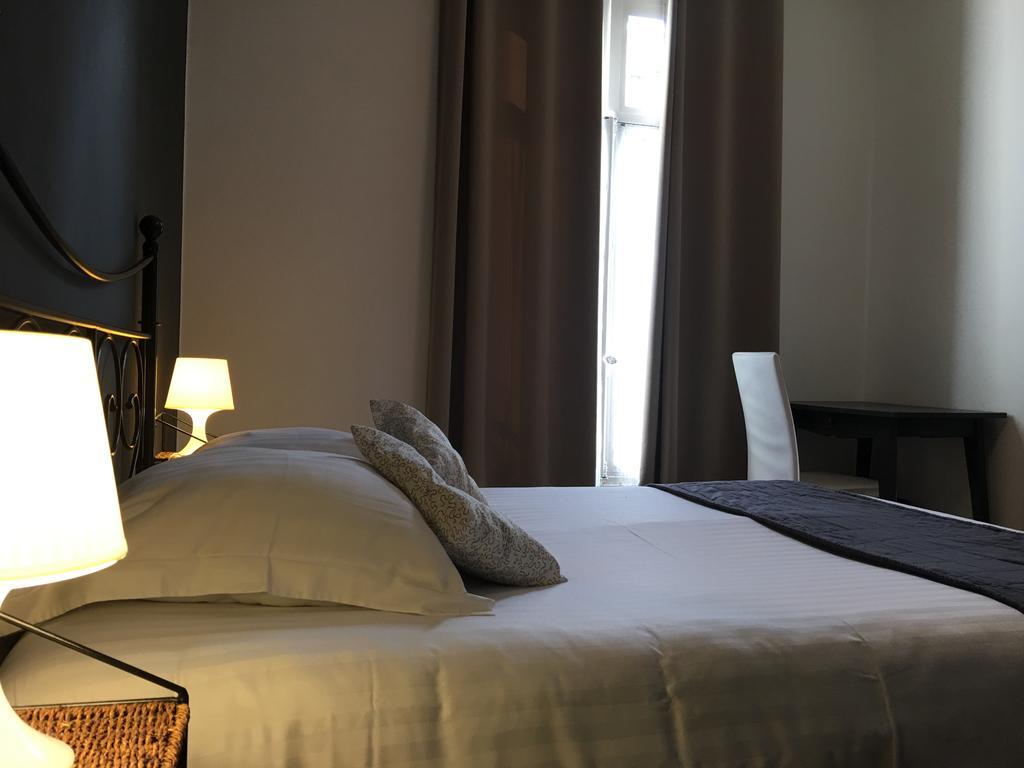 Hotel Moderne Tours Luaran gambar