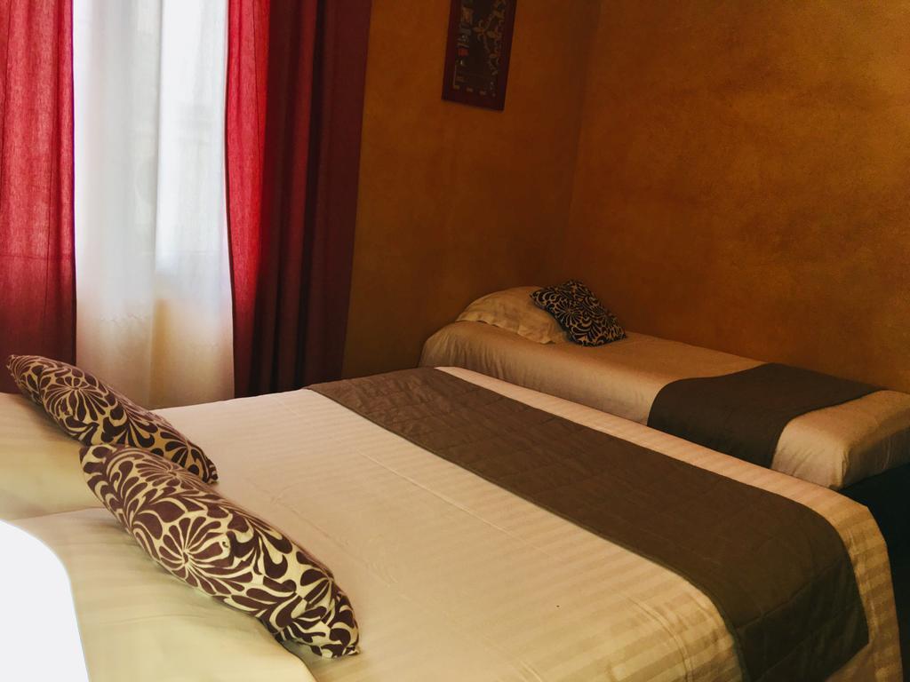 Hotel Moderne Tours Luaran gambar